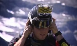 base jump chute iphone insolite vignette