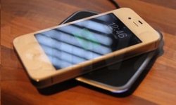 britannique modifie iphone 4s intégre recharge sans fil induction vignette