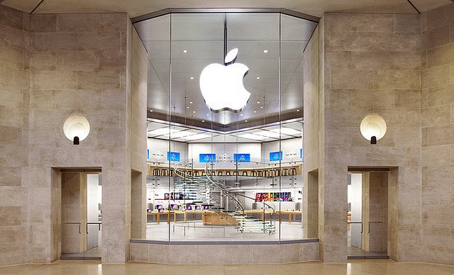 louvre-paris-apple-store