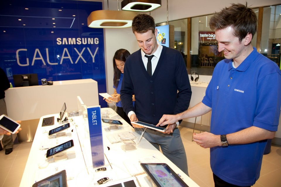 samsung-experience-store-boutique-physique-clone-apple-store-sydney-5