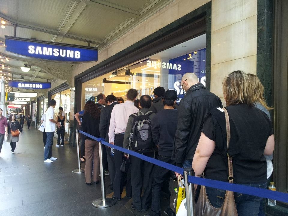 samsung-experience-store-boutique-physique-clone-apple-store-sydney-8